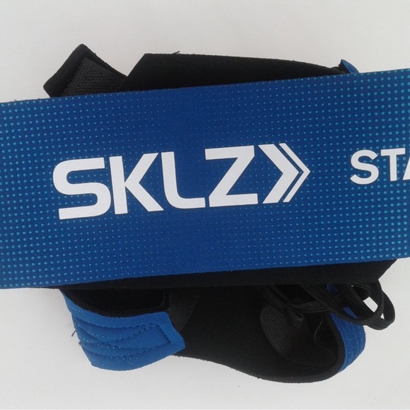 SKLZ Star Kick Solo Soccer Trainer - Picture 2 of 8